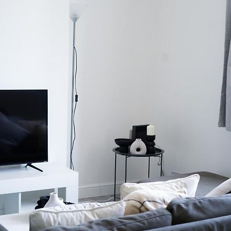 Brighton City Centre 2Br Apartment - Perfect For Contractors, Families & Groups - Free Parking & Walk To Beach Eksteriør bilde