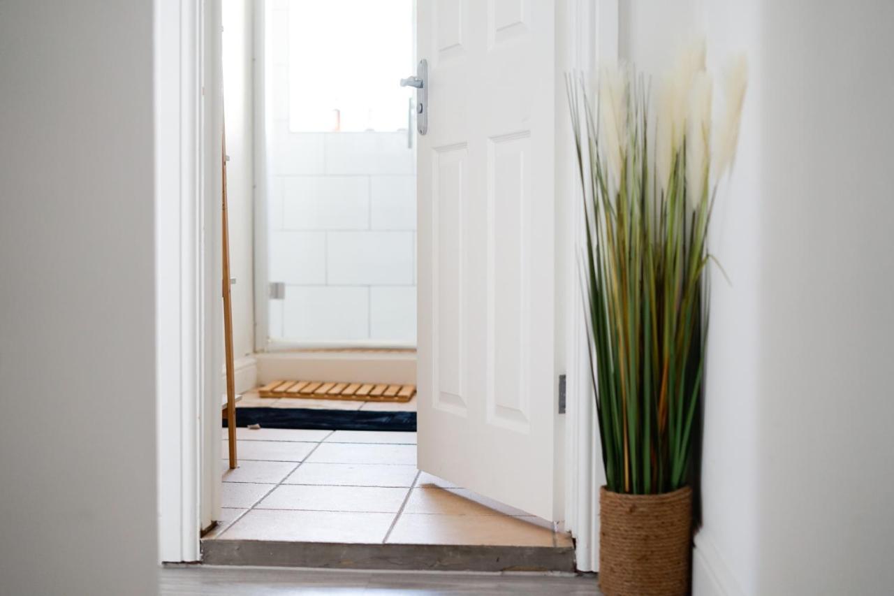 Brighton City Centre 2Br Apartment - Perfect For Contractors, Families & Groups - Free Parking & Walk To Beach Eksteriør bilde